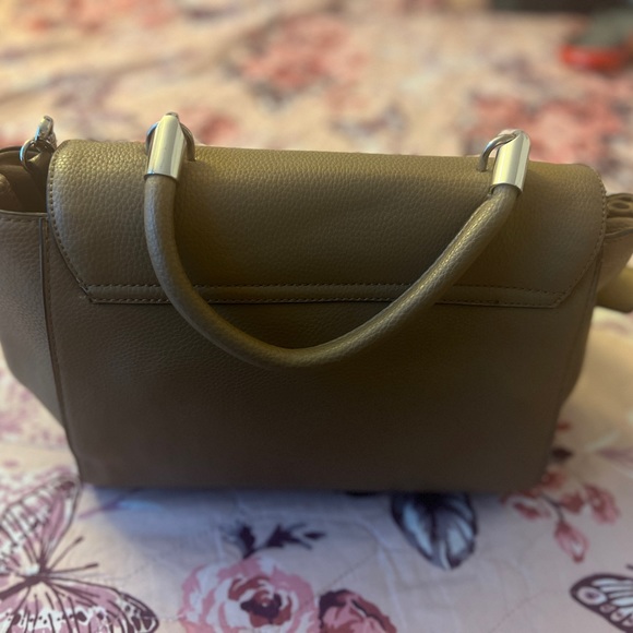 Guess Purse - Picture 3 of 7